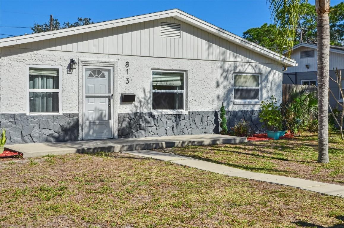813 89th Ave., St Petersburg, FL 33702