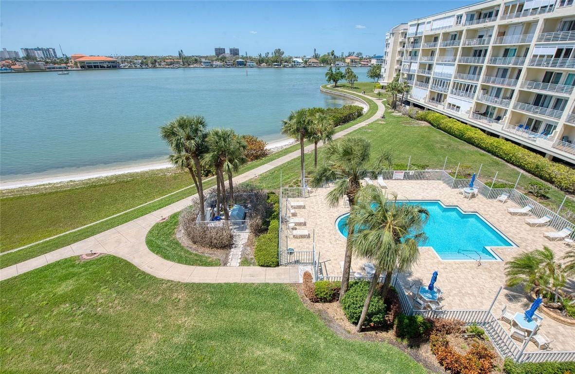 7872 Sailboat Key Blvd. #404, South Pasadena, FL 33707