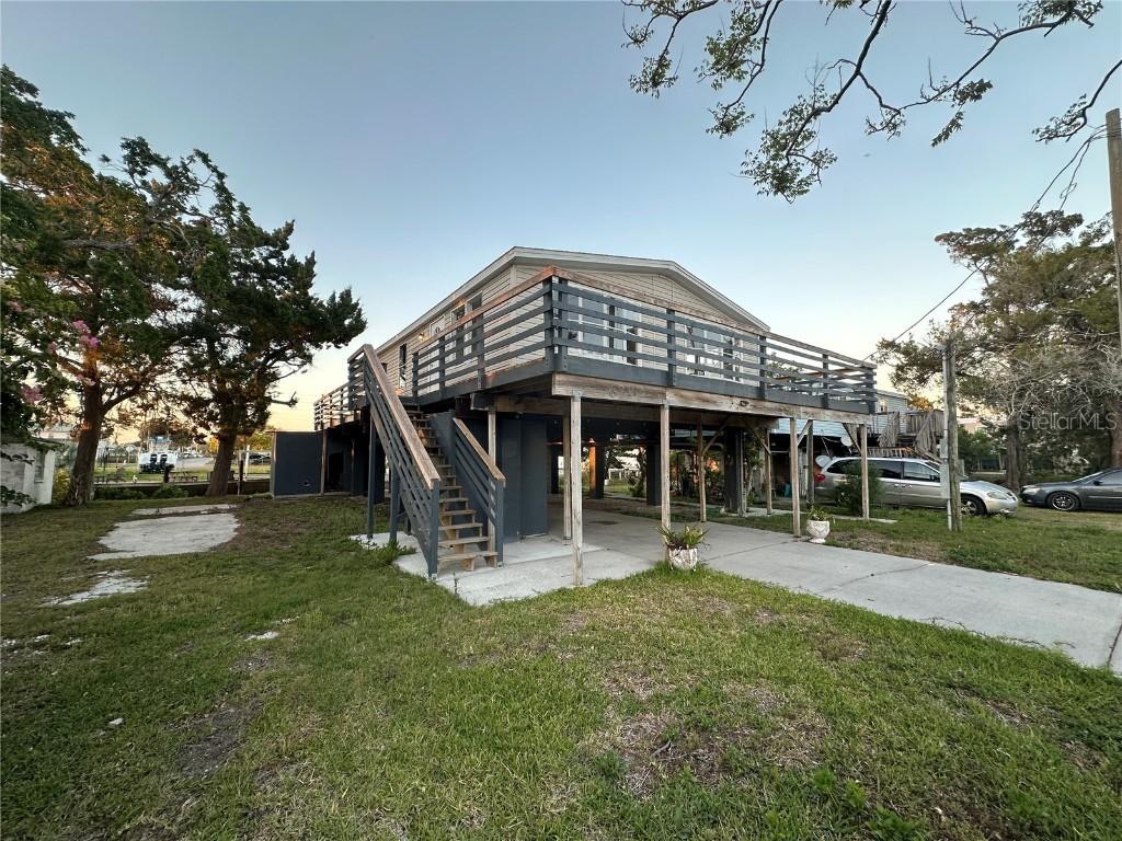 6817 Albatross Ln., Hudson, FL 34667