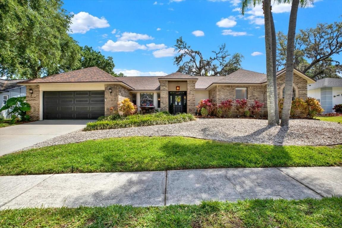 1807 Tawnee Pl., Brandon, FL 33510