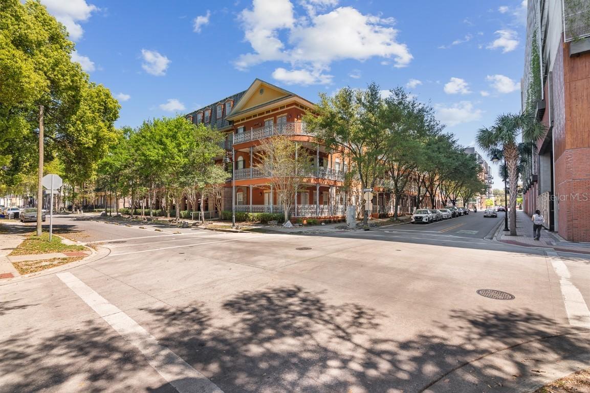 1320 NW 3rd Ave. #114, Gainesville, FL 32601