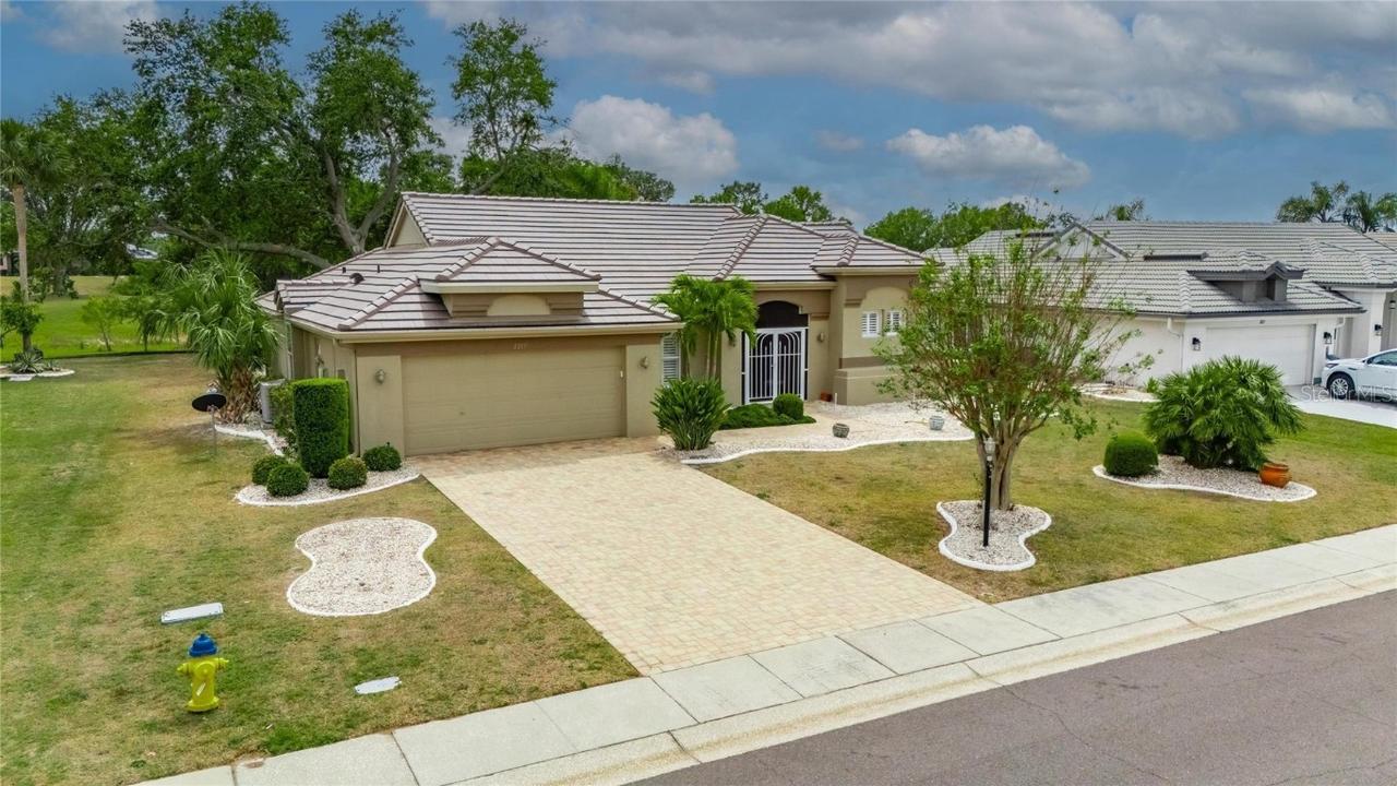 2215 New Bedford Dr., Sun City Center, FL 33573