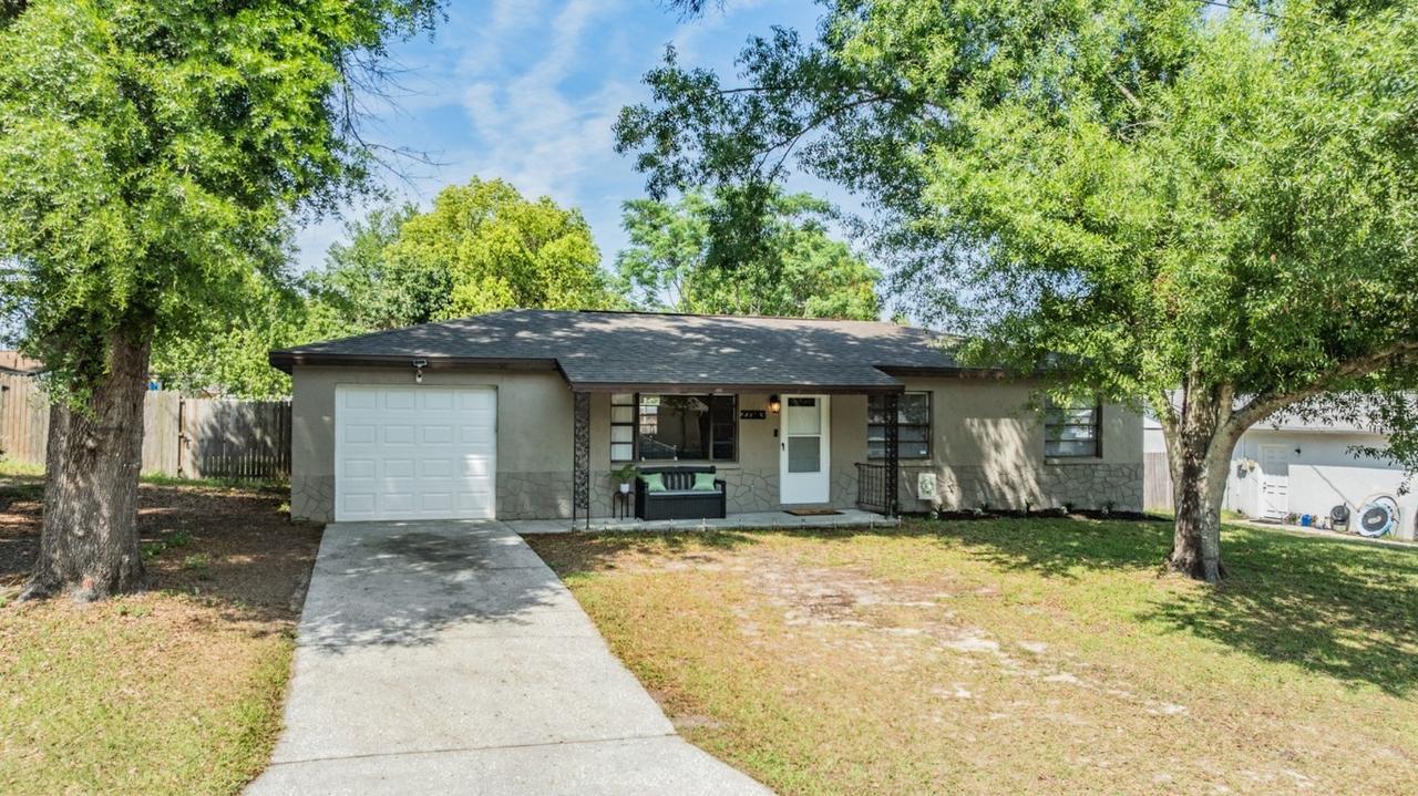 27143 Thorncrest Ave., Brooksville, FL 34602