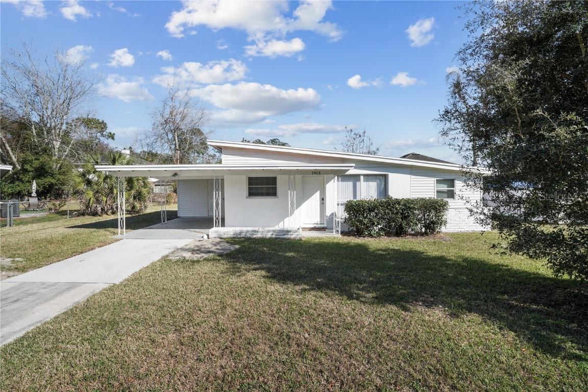 1913 Delaroche Dr., Jacksonville, FL 32210