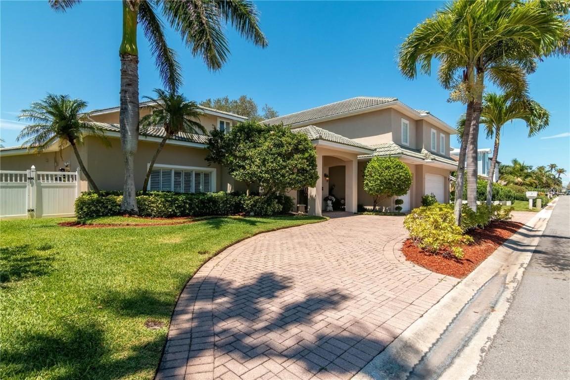 3 Paradise Ln., Treasure Island, FL 33706