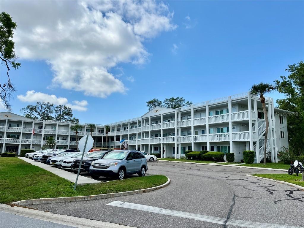 2020 World Parkway Blvd. #42, Clearwater, FL 33763
