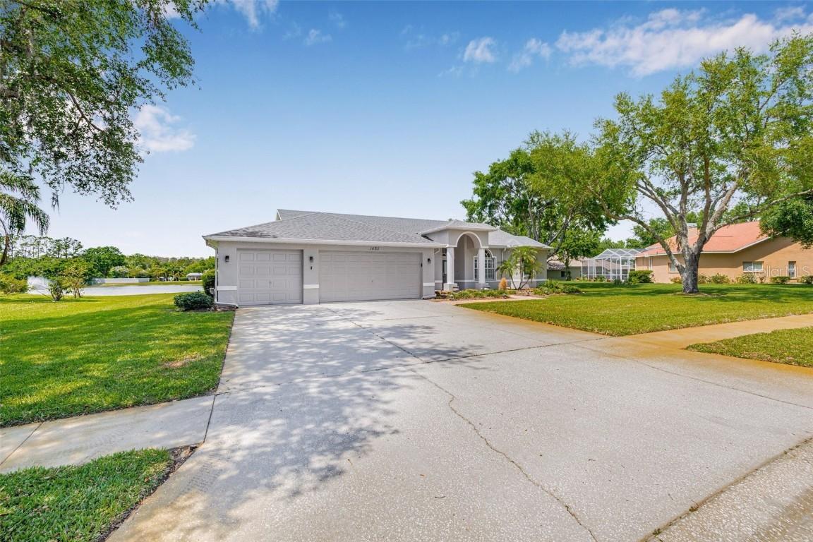 1435 Fishing Lake Dr., Odessa, FL 33556