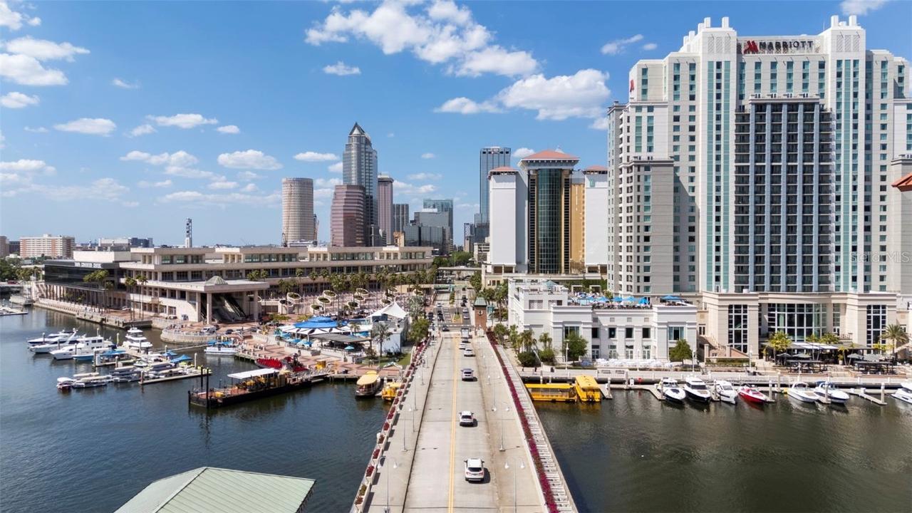 700 S Harbour Island Blvd. #813, Tampa, FL 33602