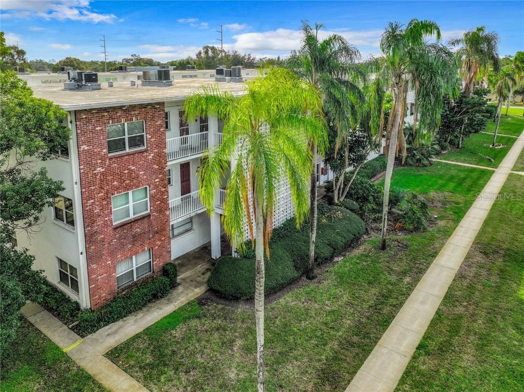 5150 10th Ave. #302, St Petersburg, FL 33710