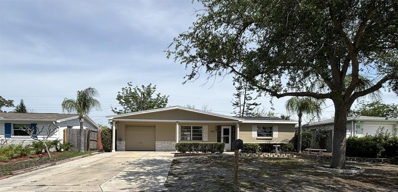 4609 Abdella Ln., Holiday, FL 34690