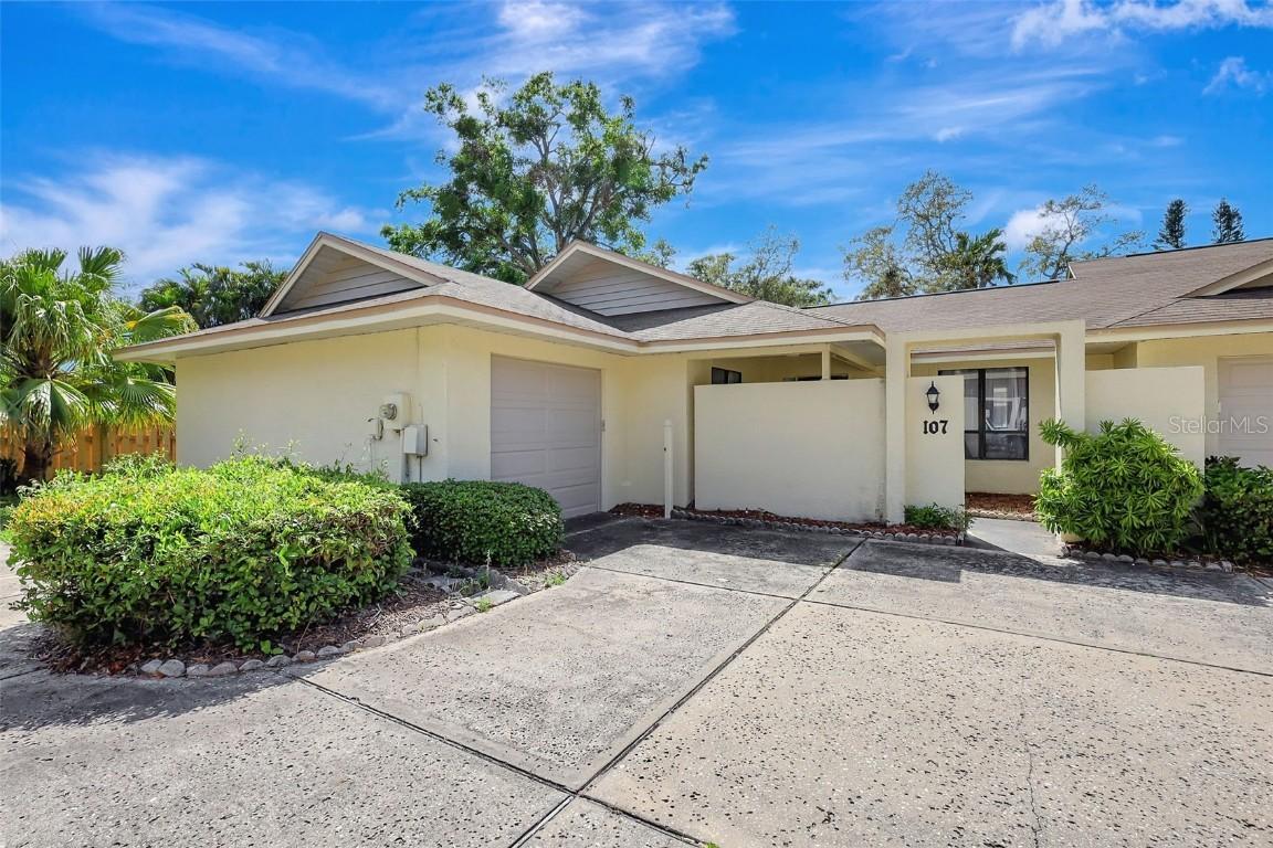 107 Parkside Colony Dr., Tarpon Springs, FL 34689