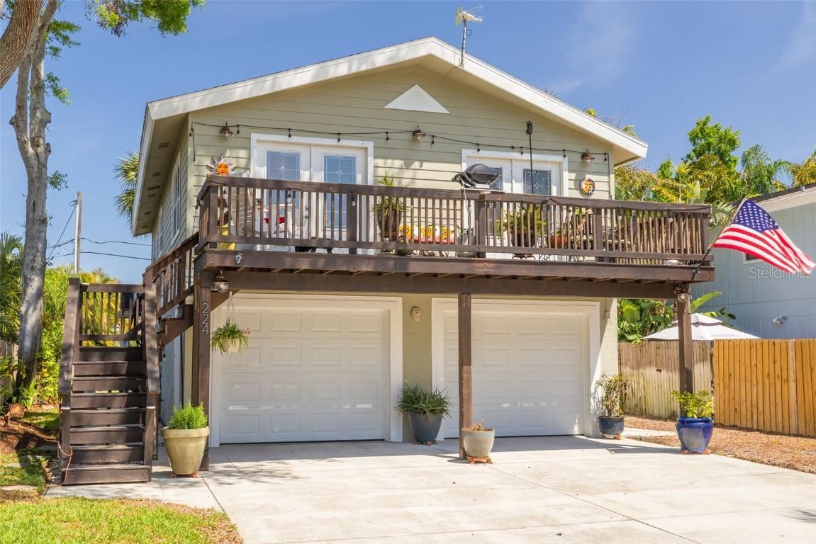 224 Ontario Ave., Crystal Beach, FL 34681