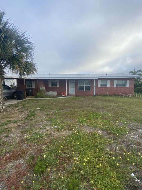 825 Blue Heron Blvd., Ruskin, FL 33570