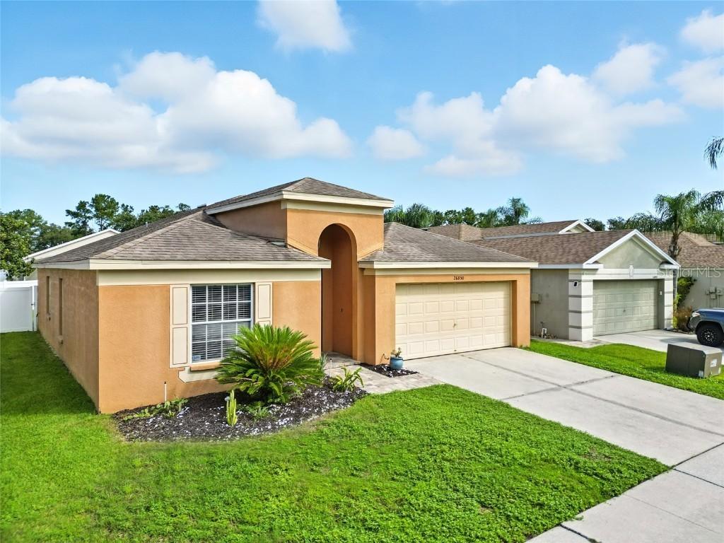 26850 Middleground Loop, Wesley Chapel, FL 33544