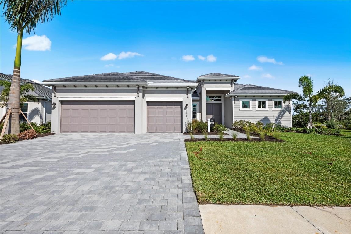 8118 Thruso Rd., Port Charlotte, FL 33981