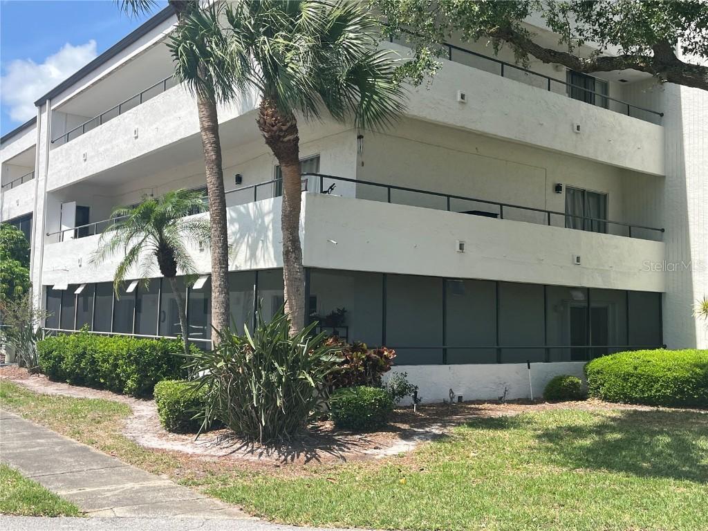2583 Countryside Blvd. #3102, Clearwater, FL 33761