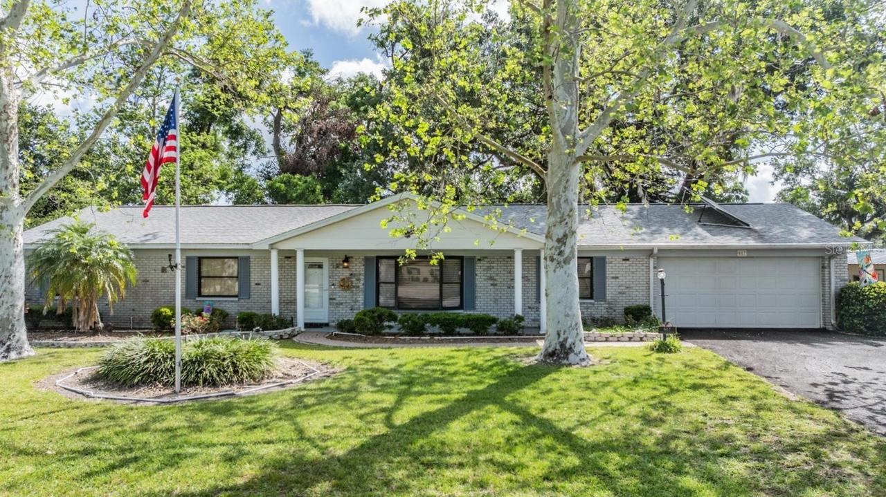 617 Lithia Pinecrest Rd., Brandon, FL 33511