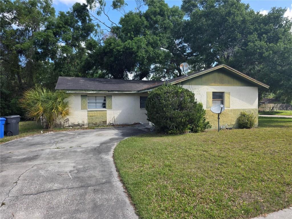 4302 Dolphin Dr., Tampa, FL 33617