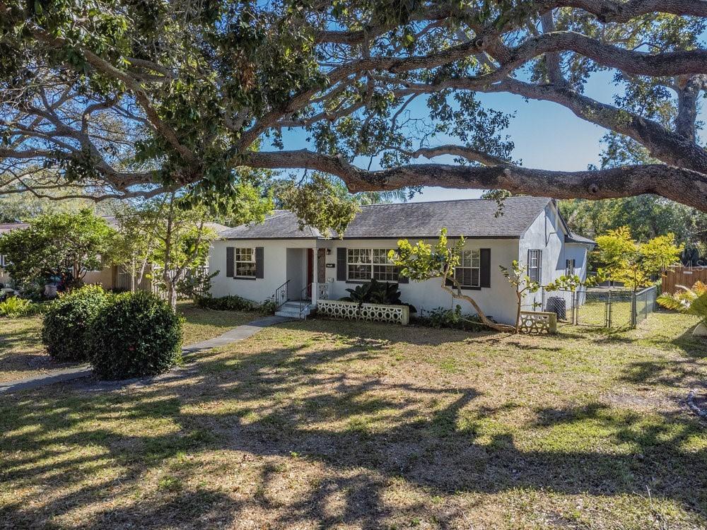 410 39th Ave., St Petersburg, FL 33703