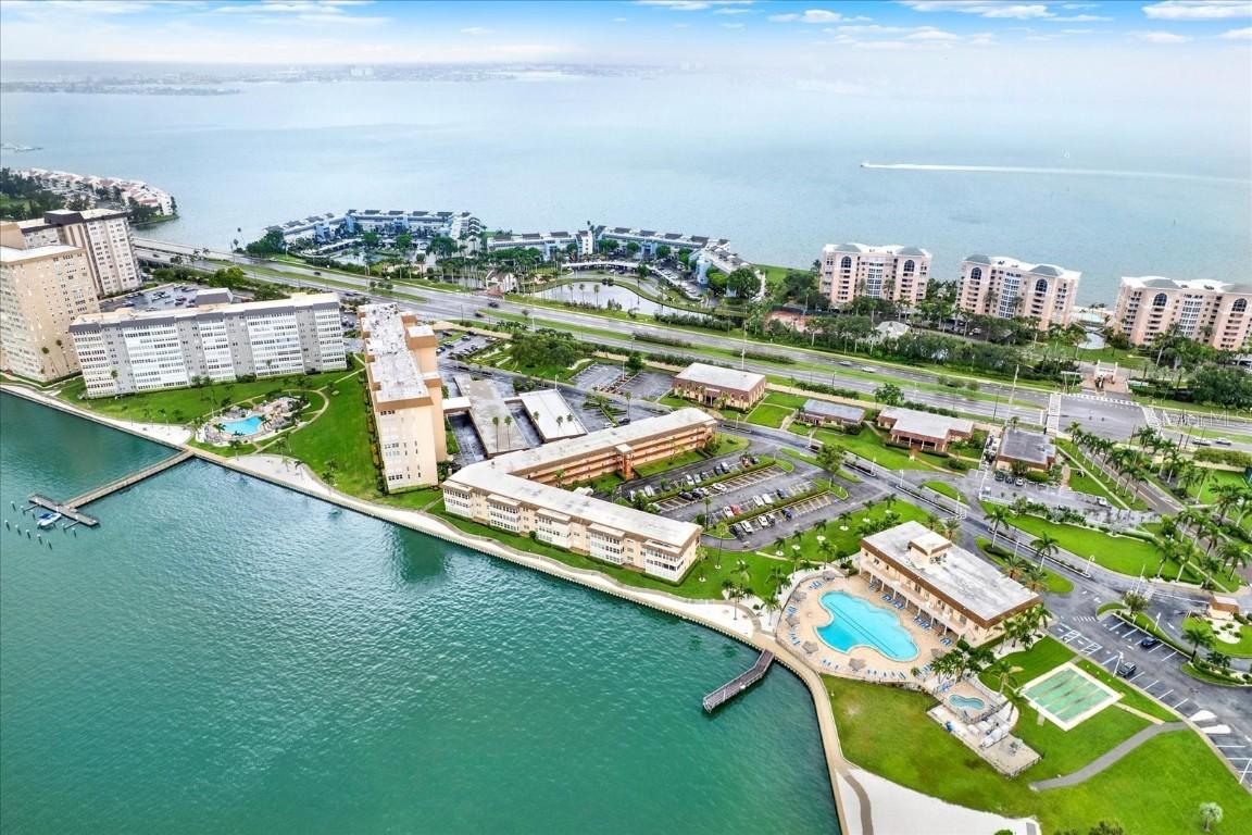 5020 Brittany Dr. #212, St Petersburg, FL 33715
