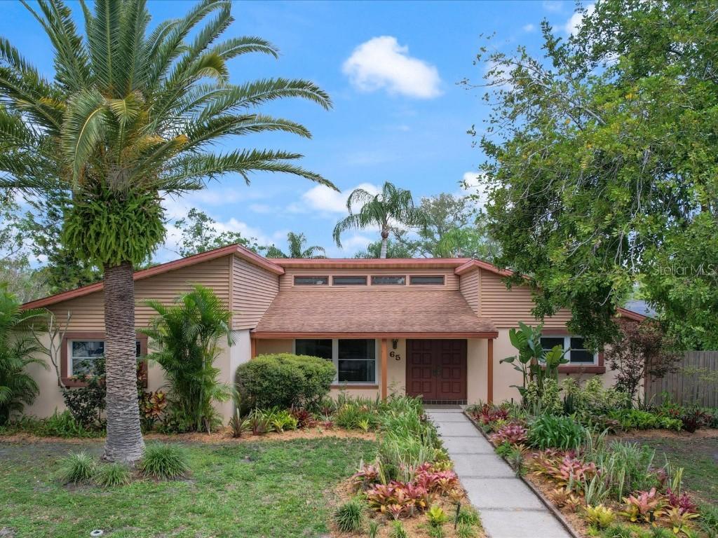 65 Harbor Woods Cir., Safety Harbor, FL 34695