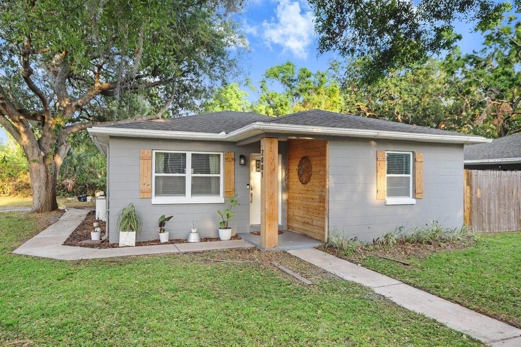 2001 E Idlewild Ave., Tampa, FL 33610