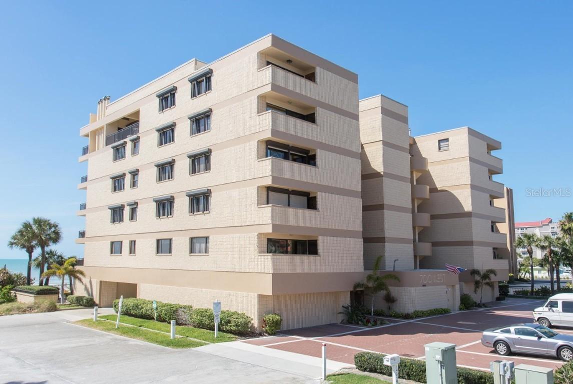 19700 Gulf Blvd. #403, Indian Shores, FL 33785