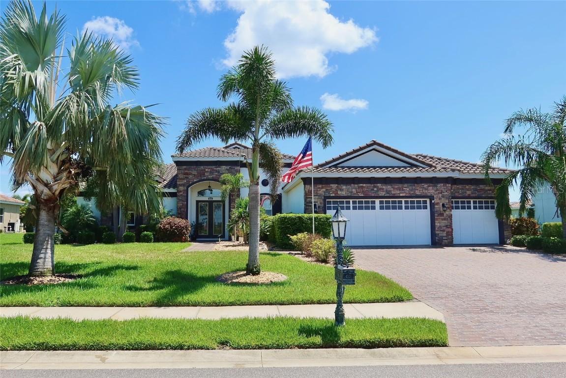 16612 5th Ave., Bradenton, FL 34212