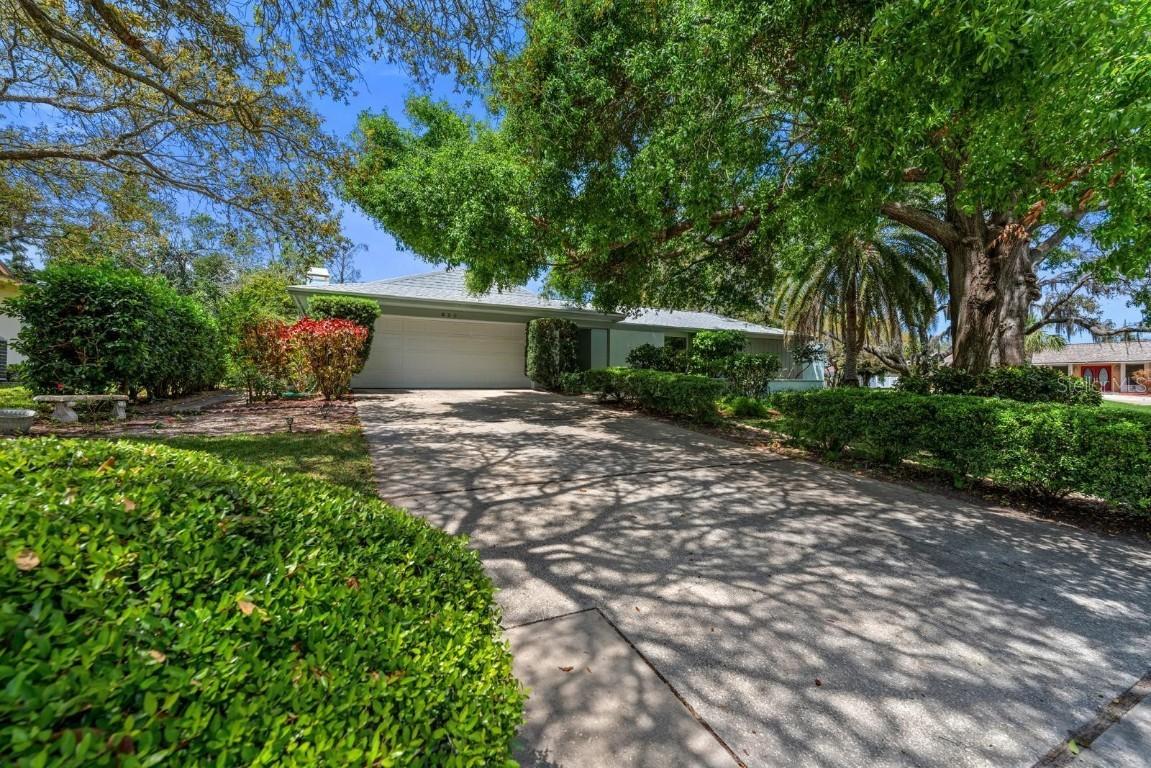 838 Park Ct., Palm Harbor, FL 34683