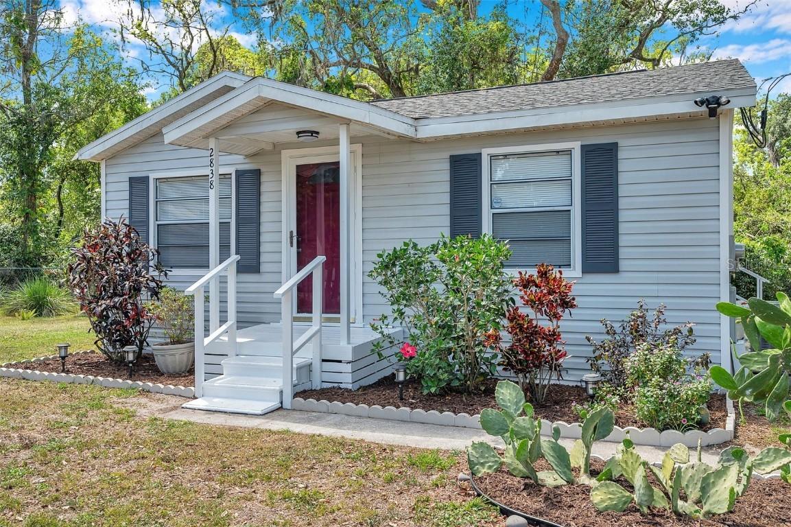 2838 N Valrico Rd., Seffner, FL 33584