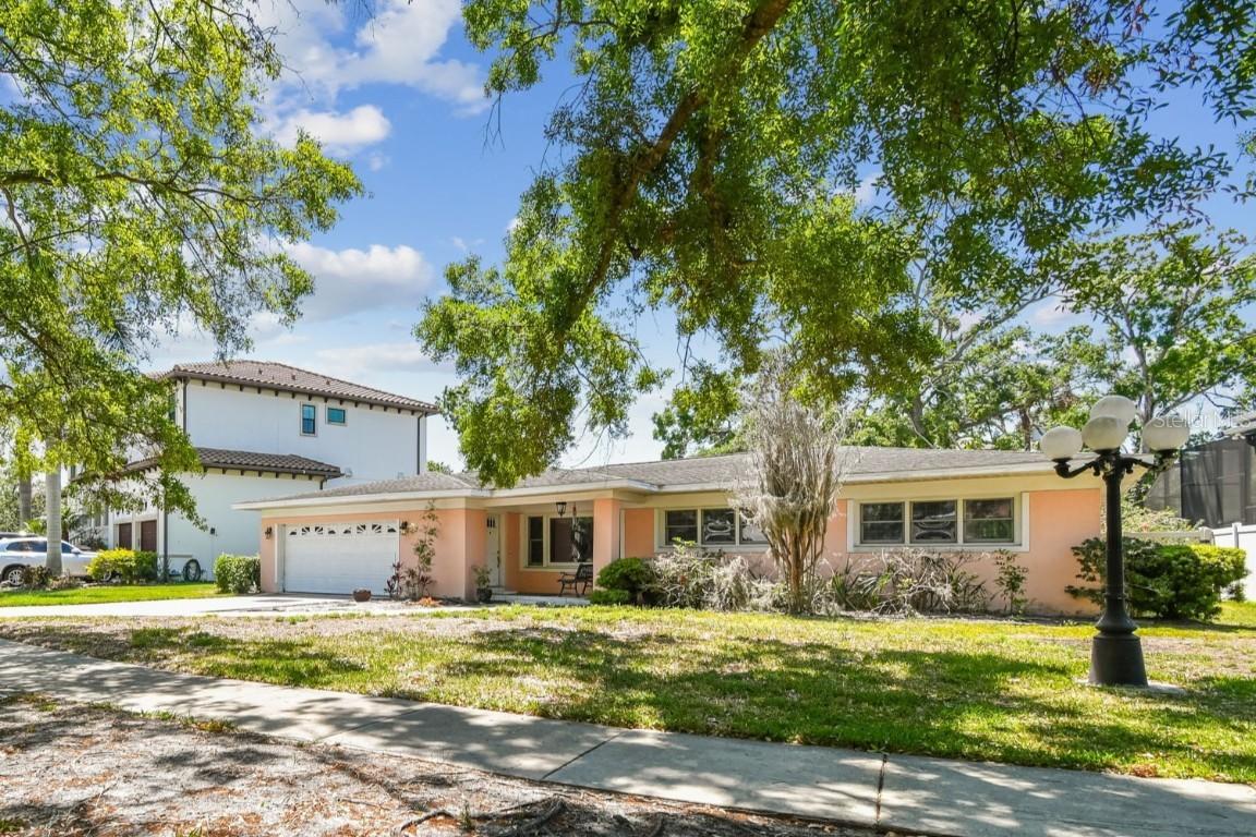 2607 S Bryant Cir., Tampa, FL 33629