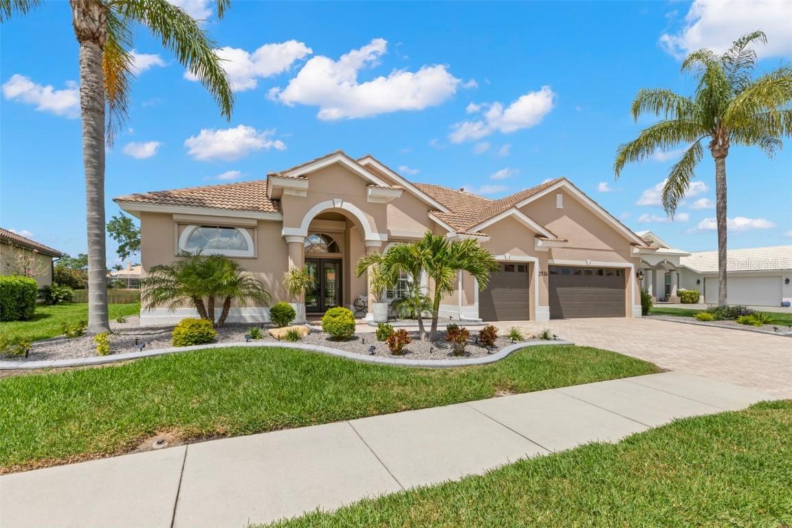 2936 Seasons Blvd., Sarasota, FL 34240