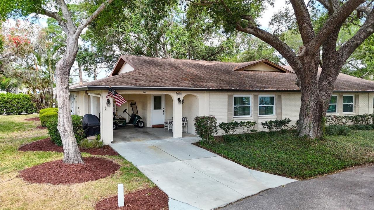 2011 Halidom Way, Sun City Center, FL 33573