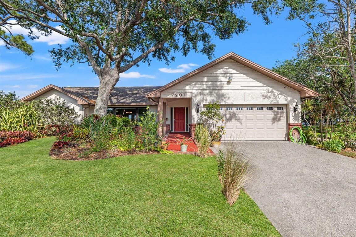 7201 15th Ct., St Petersburg, FL 33702