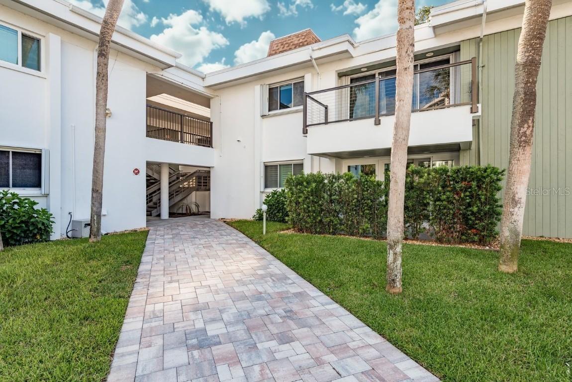 311 Island Way #101, Clearwater Beach, FL 33767