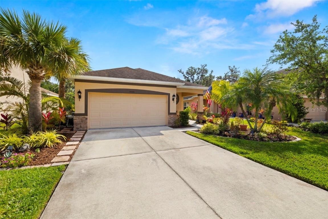 5826 Oak Mill Ter., Palmetto, FL 34221