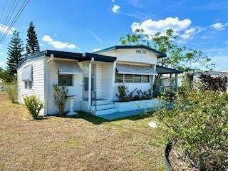 1611 Blue Lake Dr., Lakeland, FL 33801