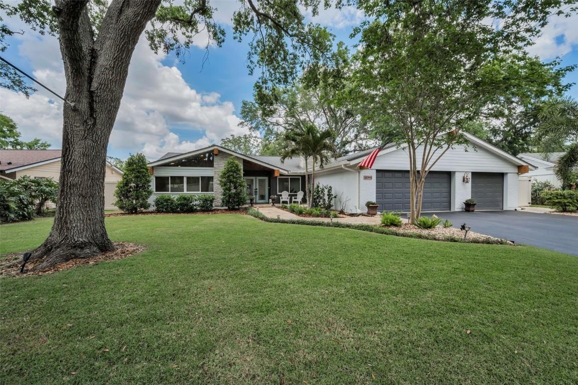 3603 Schefflera Rd., Tampa, FL 33618