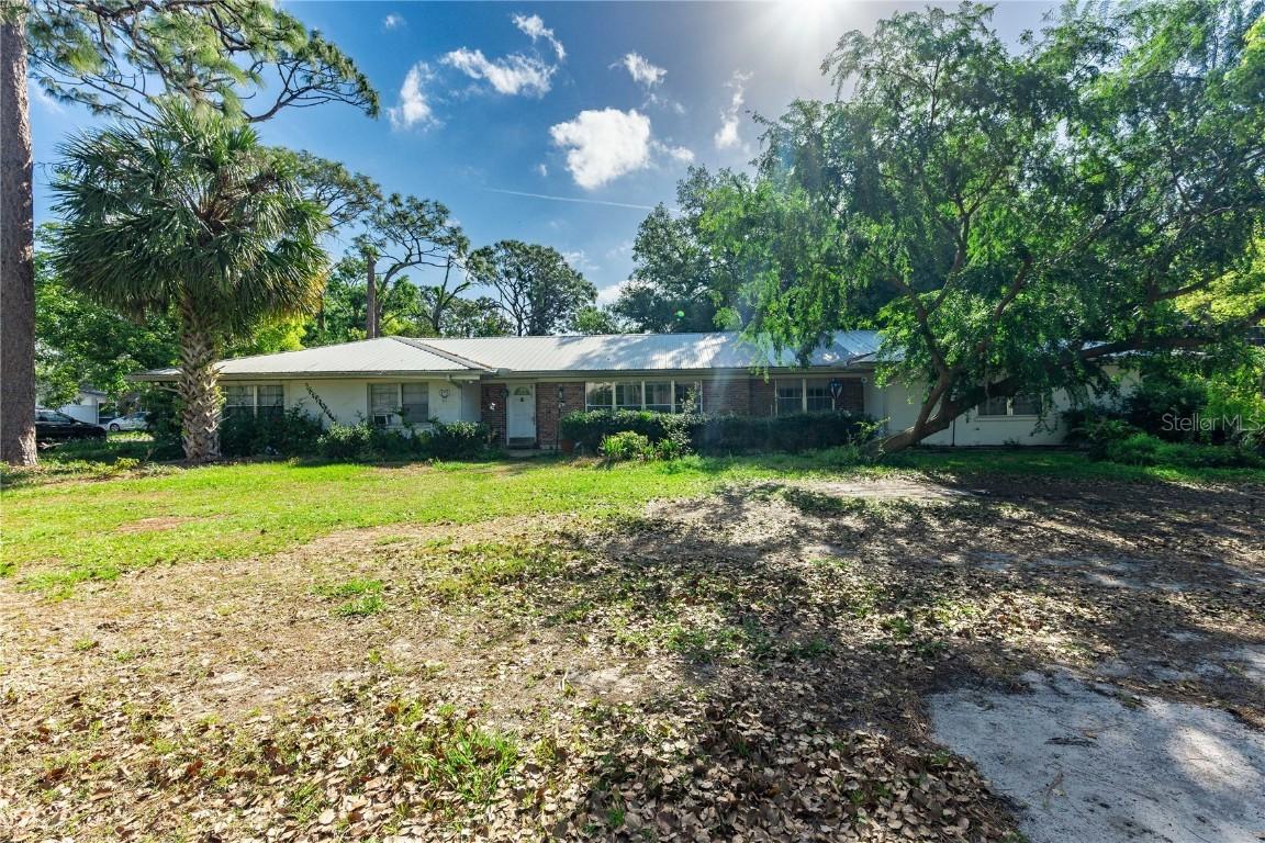 5820 20th St., Zephyrhills, FL 33542