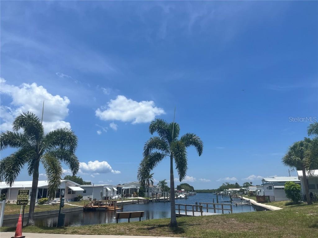 6926 Americana Dr. #134, St Petersburg, FL 33702