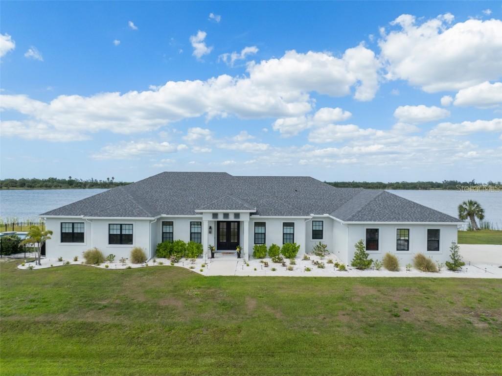 3409 Gulf City Rd., Ruskin, FL 33570