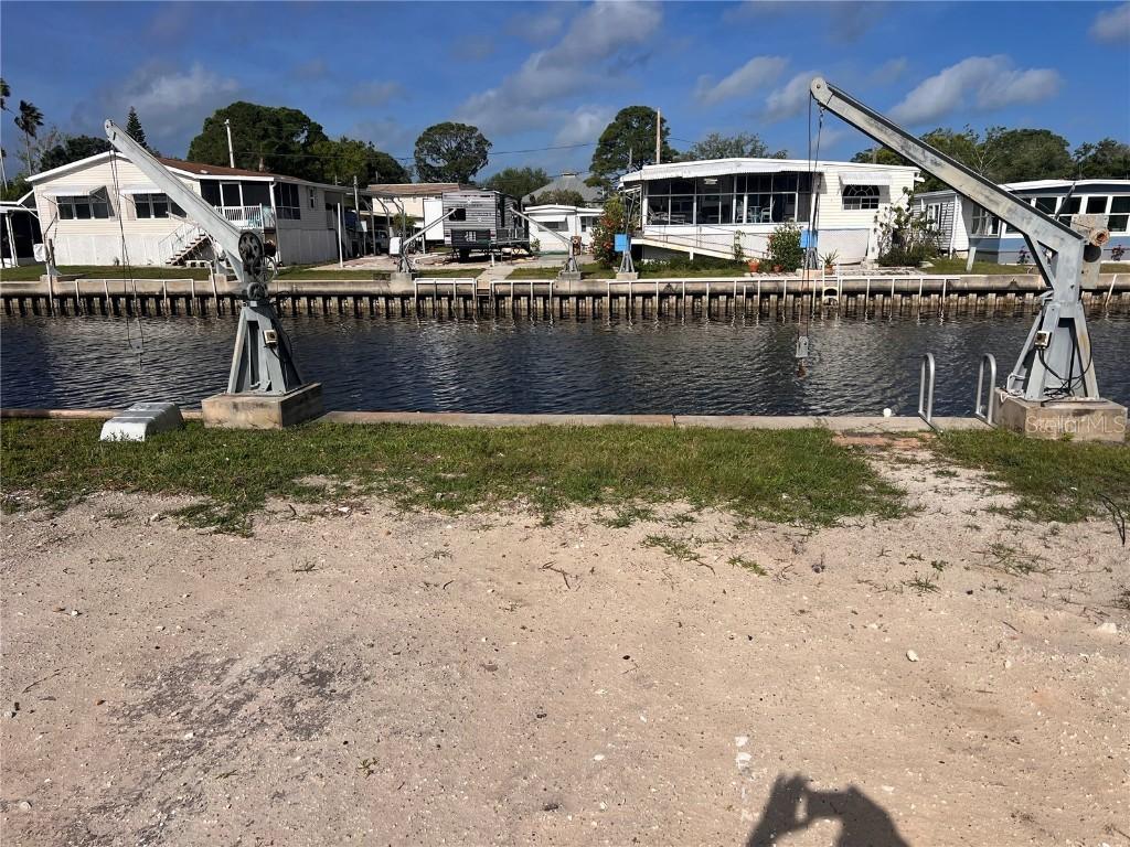 105 Schooner Dr., Palm Harbor, FL 34683