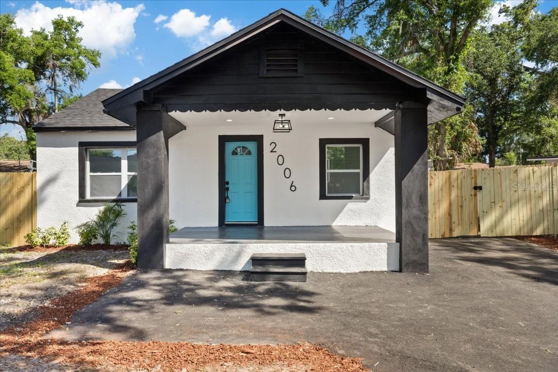 2006 E Henry Ave., Tampa, FL 33610