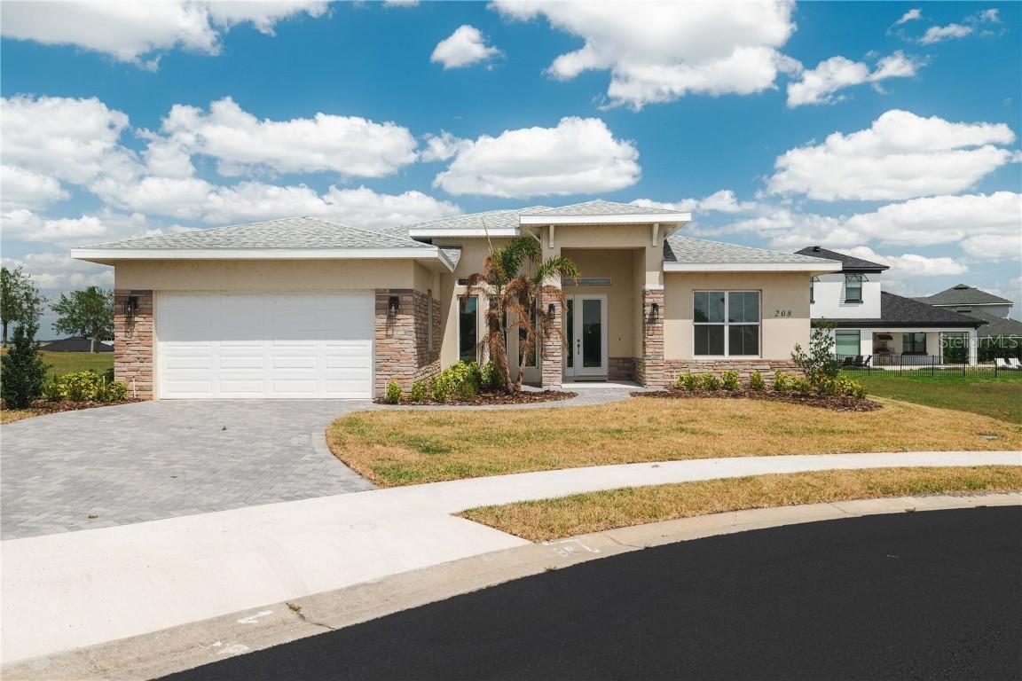 208 Caladonia Ct., Lake Alfred, FL 33850
