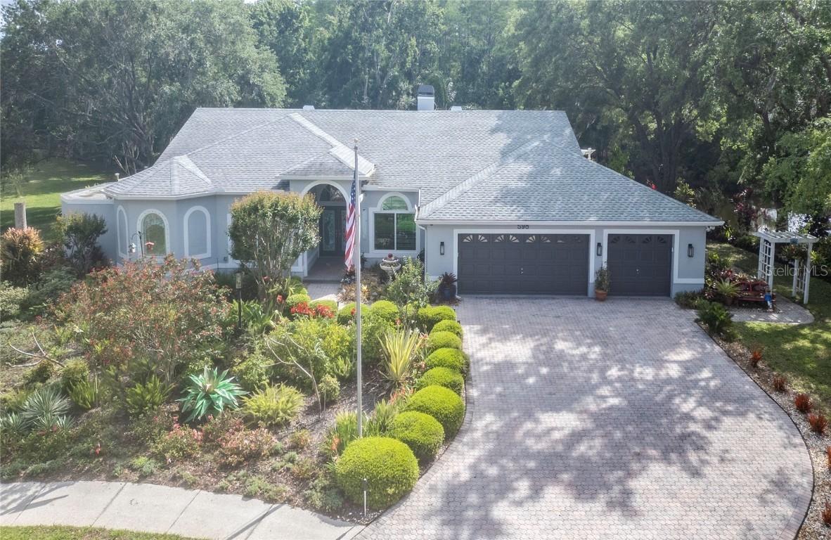 598 Manisha Pl., Tarpon Springs, FL 34688
