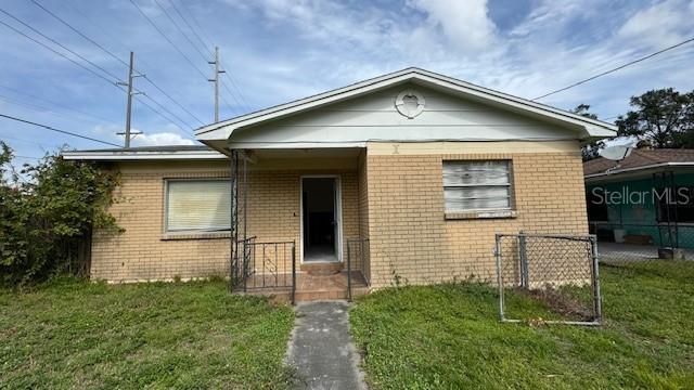 2402 Thrace St., Tampa, FL 33605