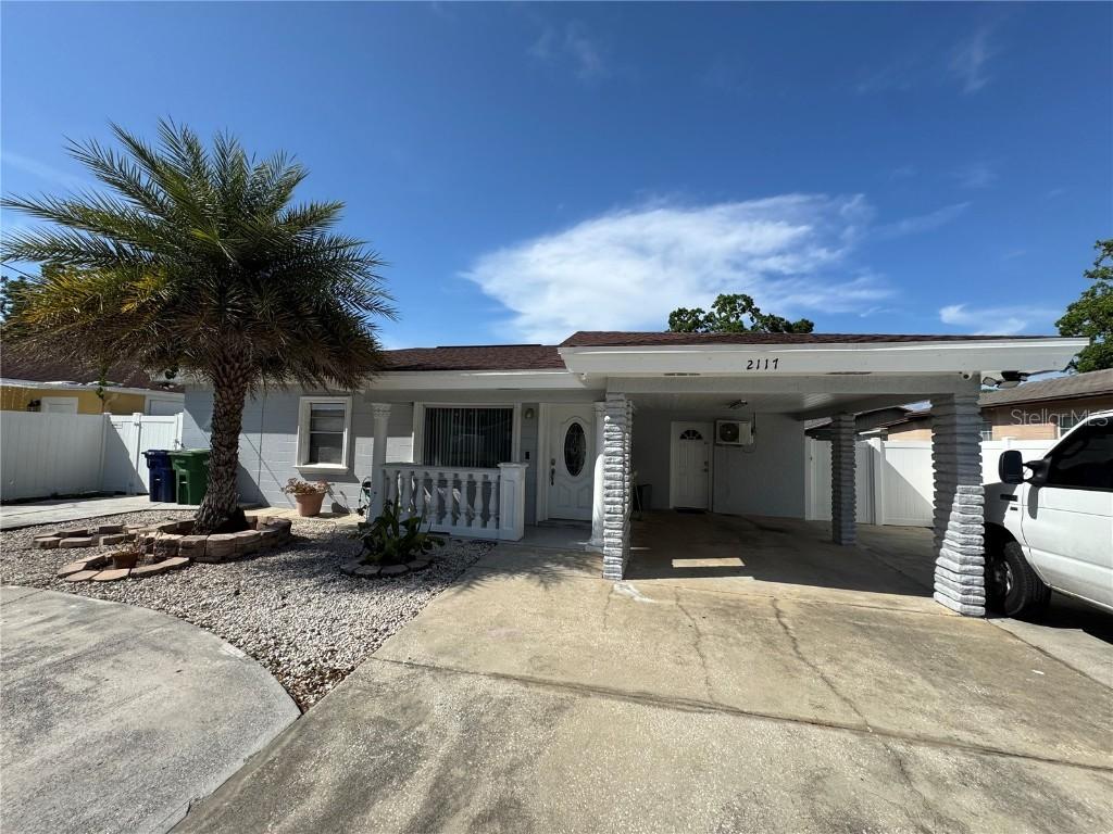 2117 W Clifton St., Tampa, FL 33603