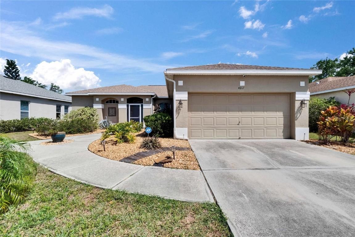 4017 3rd Ave., Bradenton, FL 34208