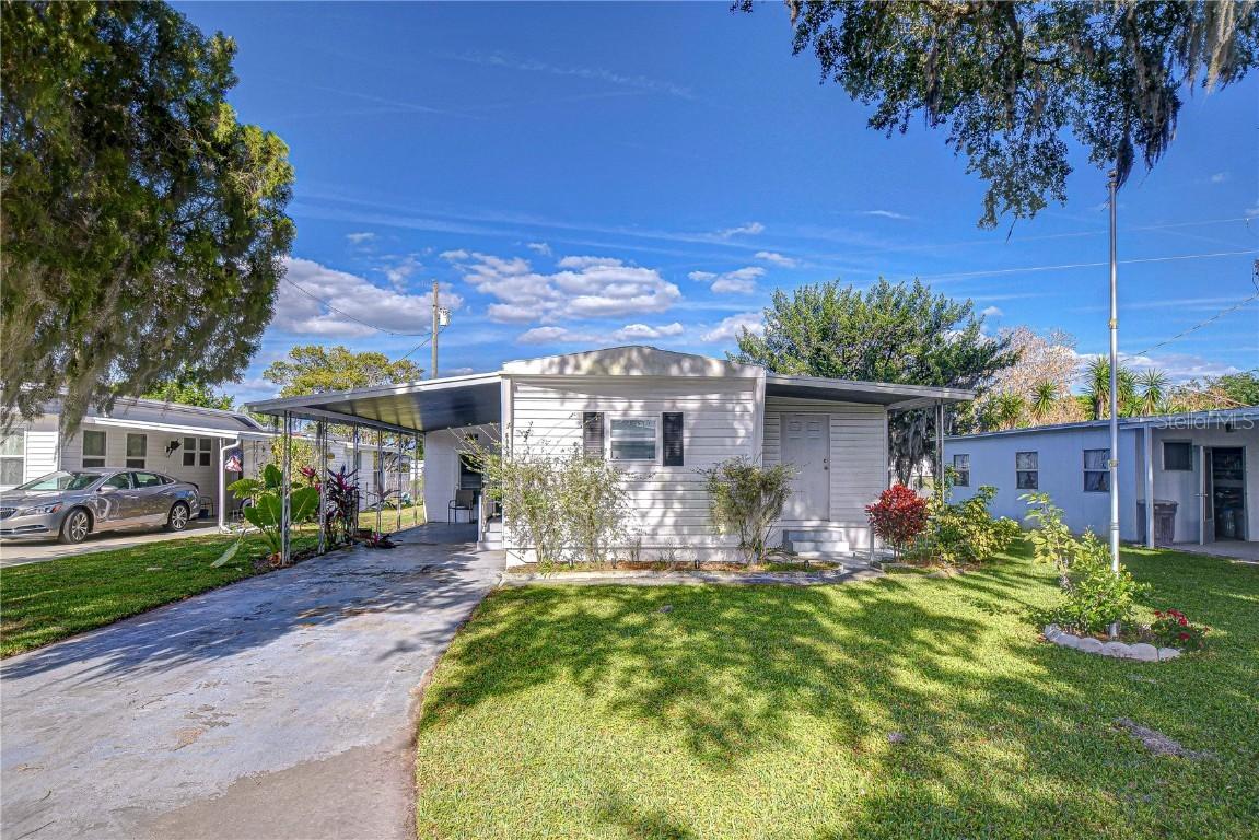 6044 Alpine Dr., Zephyrhills, FL 33542