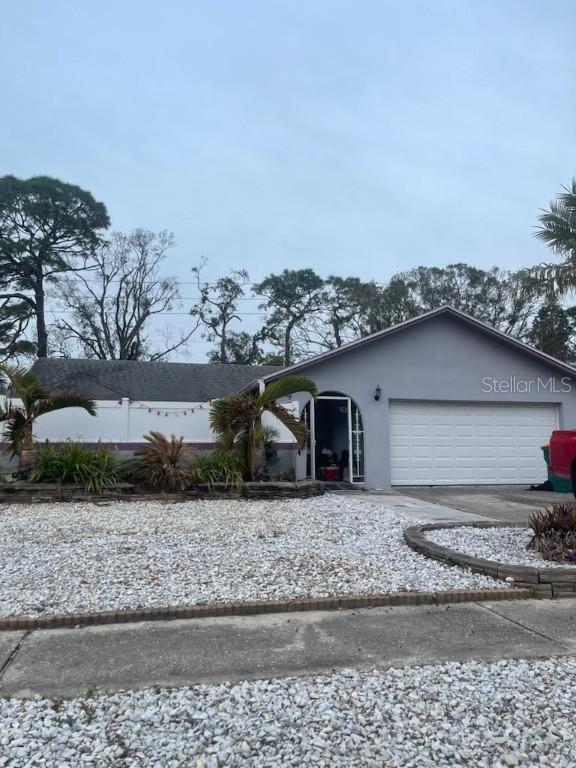 8499 101st Ave., Seminole, FL 33777